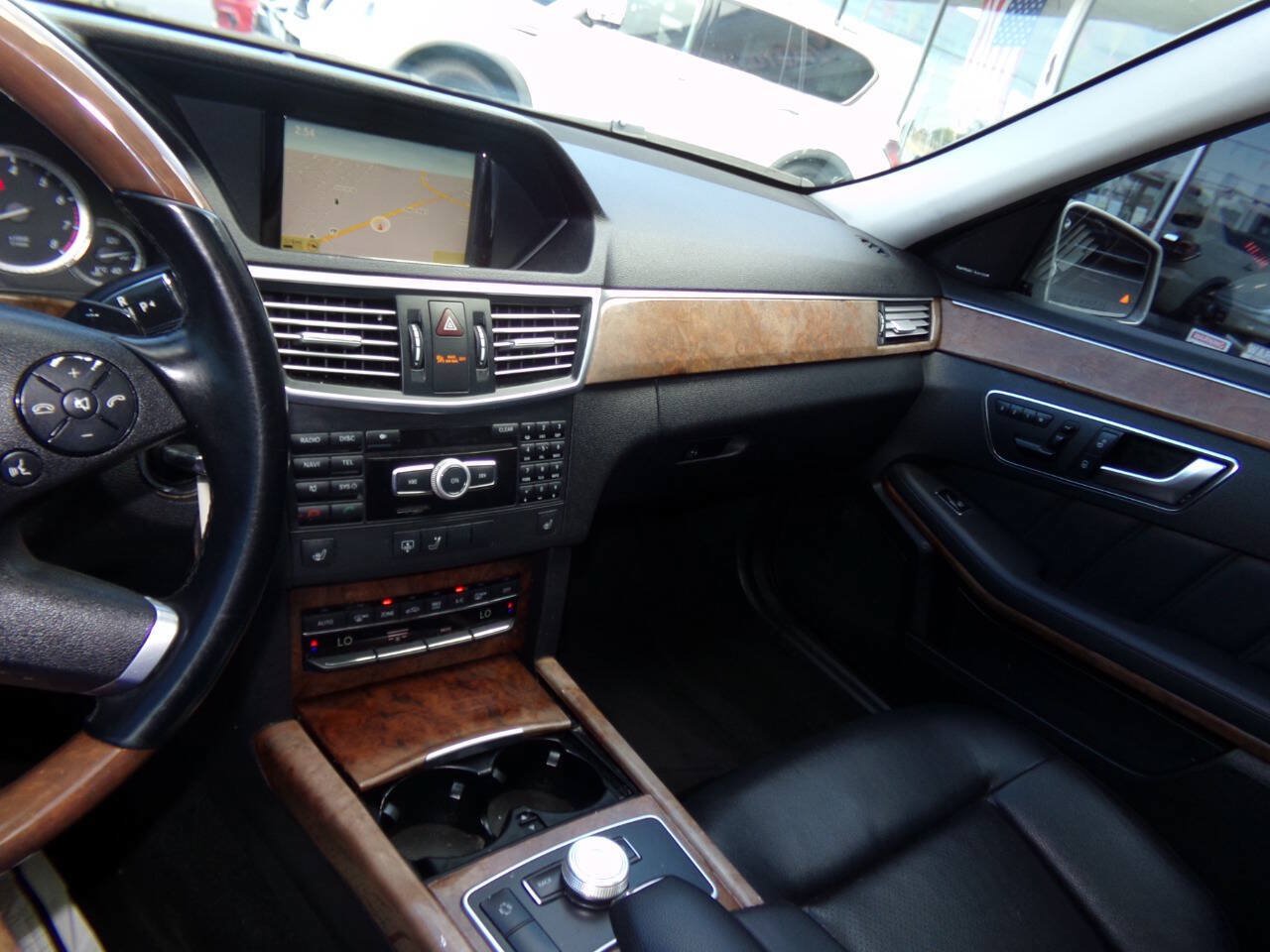 Used 2012 Mercedes-Benz E 350 4MATIC Sedan image 61