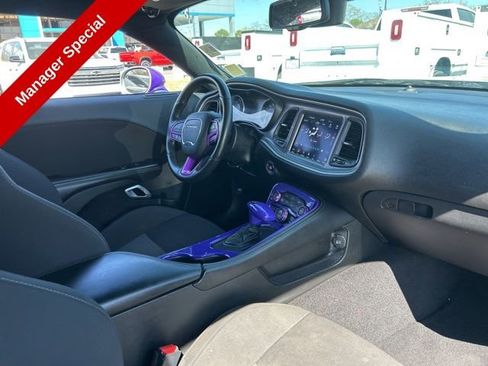 Used 2022 Dodge Challenger R/T Scat Pack w/ Driver Convenience Group RWD image 32