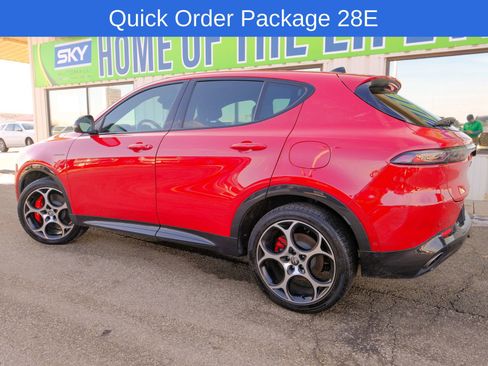 Used 2024 Alfa Romeo Tonale Veloce image 4