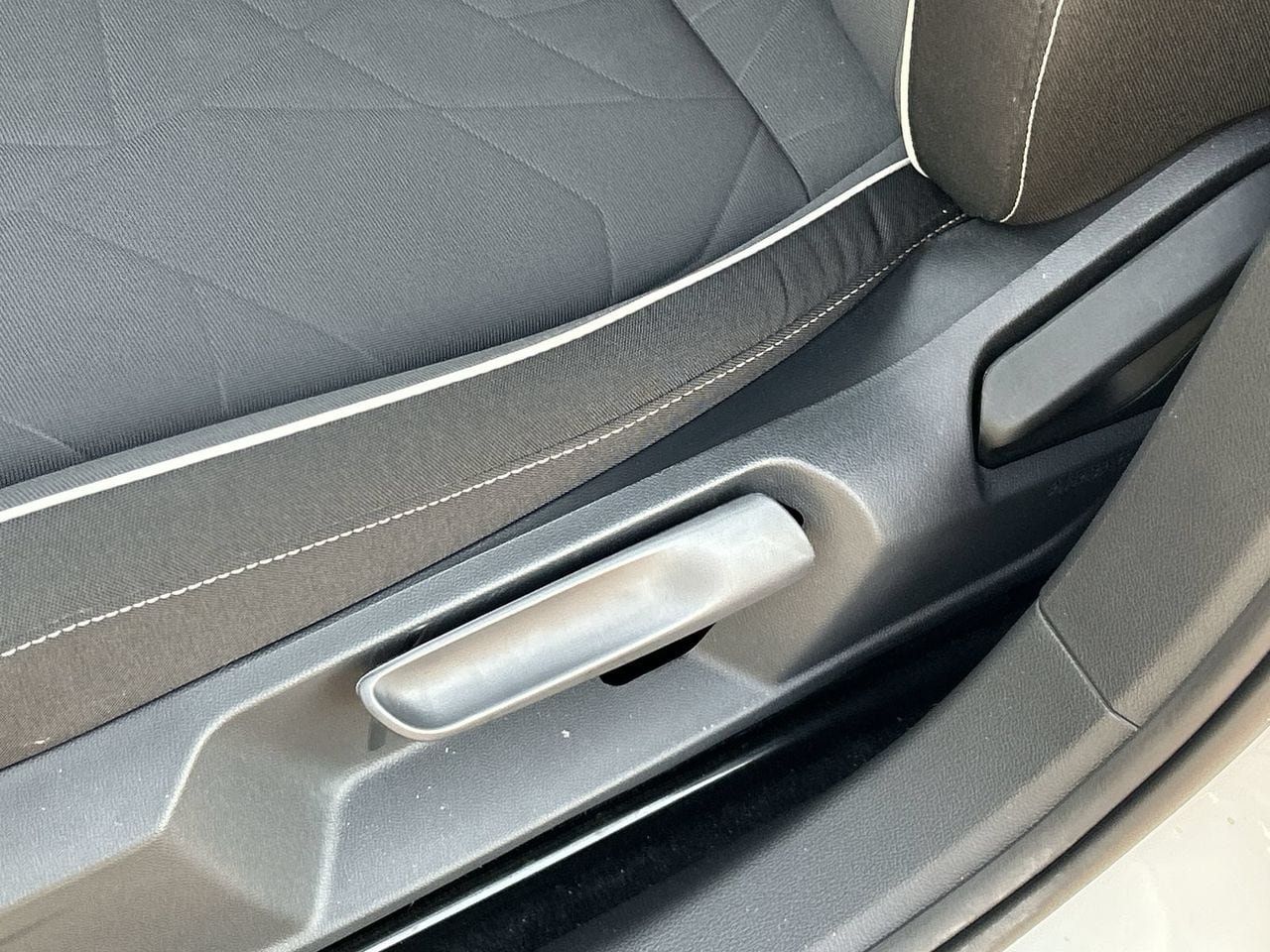 Certified 2026 Volkswagen Jetta Sport FWD image 17