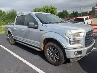 Used 2015 Ford F150 XLT w/ Equipment Group 301A Mid
