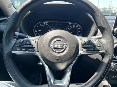 Certified 2025 Nissan Sentra SV FWD image 17
