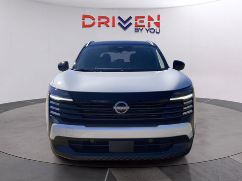 New 2026 Nissan Kicks SV image 9