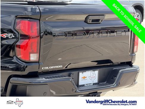 New 2026 Chevrolet Colorado LT w/ LT Convenience Package AWD/4WD image 6