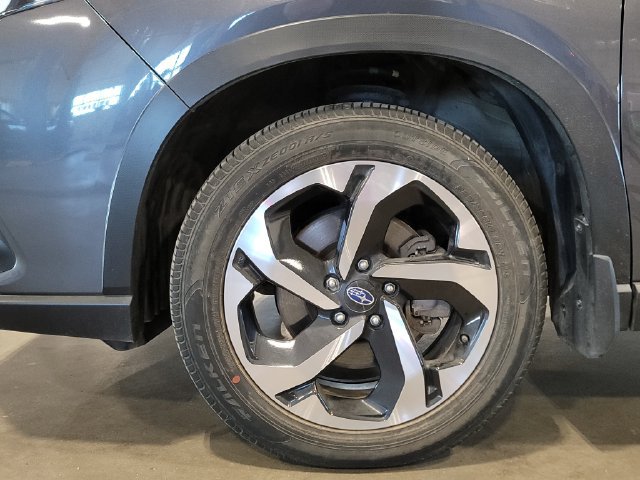 Used 2023 Subaru Forester Touring AWD/4WD image 16