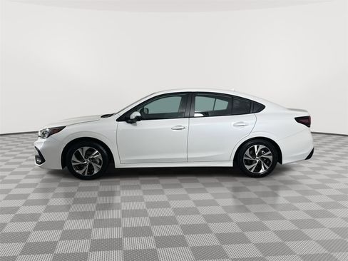Certified 2025 Subaru Legacy Premium w/ Popular Package #1A AWD/4WD image 4