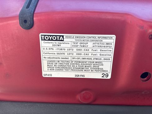 Used 2017 Toyota Tacoma SR5 w/ Tow Package AWD/4WD image 31