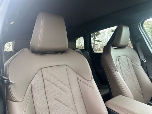 Used 2025 BMW X3 xDrive30i w/ Premium Package image 24