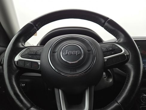 Used 2020 Jeep Compass Latitude image 23