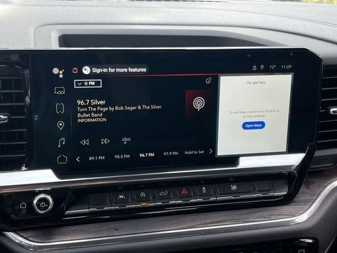 Used 2025 GMC Sierra 1500 SLT image 17