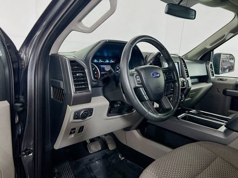 Used 2018 Ford F150 XLT w/ Equipment Group 302A Luxury image 9