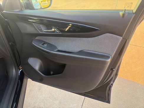 Used 2024 Chevrolet TrailBlazer LT w/ LT Cold Weather Package image 28