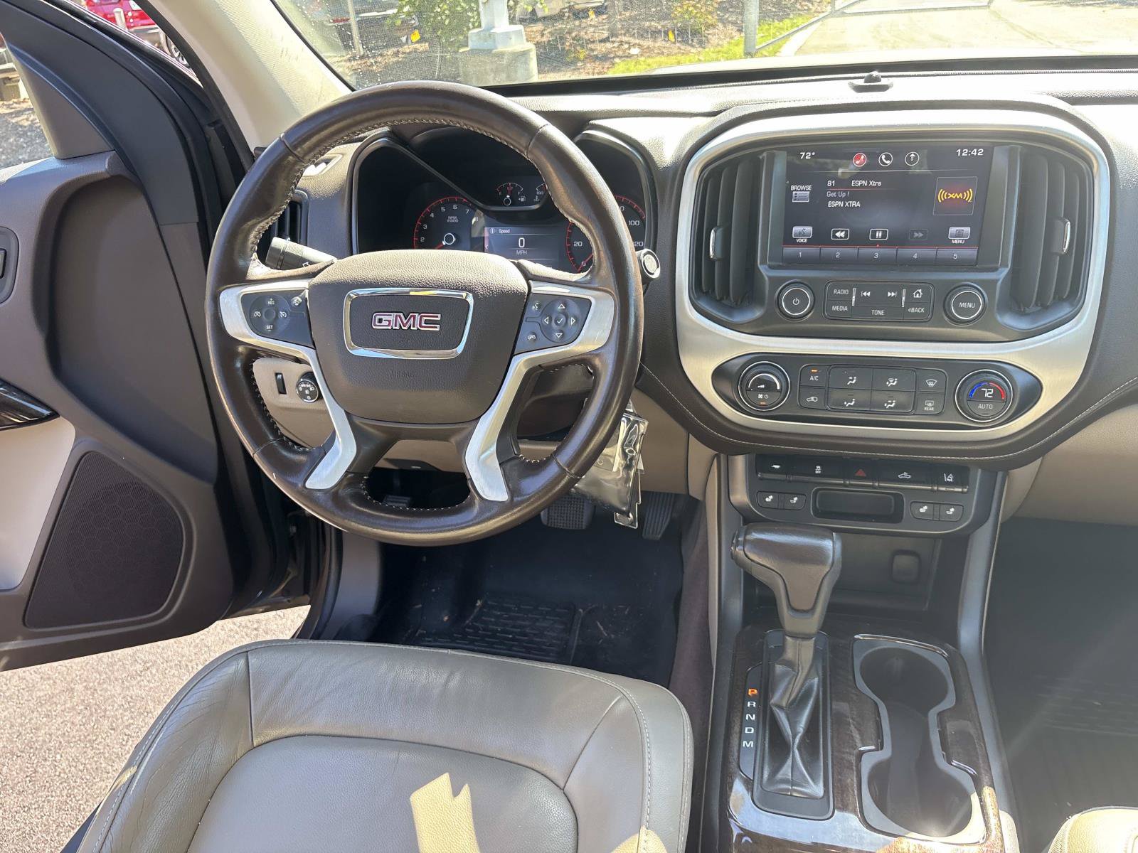Used 2015 GMC Canyon SLT w/ Driver Alert Package AWD/4WD image 30