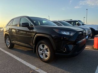 Used 2021 Toyota RAV4 LE AWD/4WD video 2