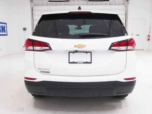 Used 2023 Chevrolet Equinox LS w/ Driver Confidence II Package FWD image 30