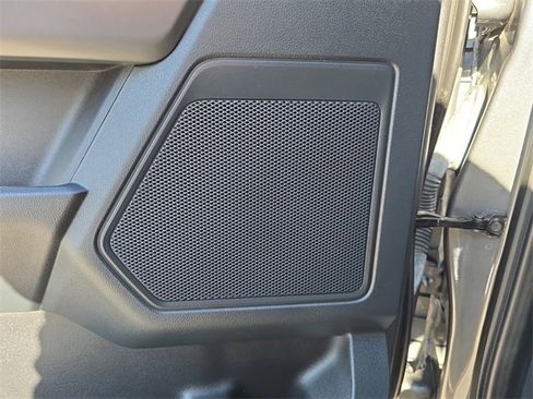 Used 2022 Ford F150 Lariat image 15