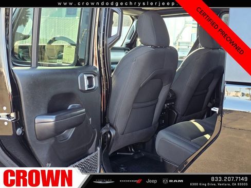 Certified 2021 Jeep Gladiator Willys image 22