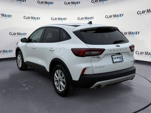Used 2025 Ford Escape Active AWD/4WD image 3