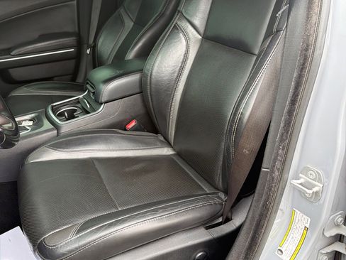 Used 2022 Dodge Charger SXT w/ Leather Interior Group RWD image 12