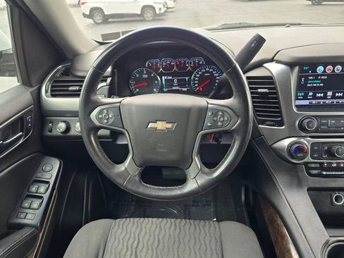 Used 2017 Chevrolet Suburban LS AWD/4WD image 20