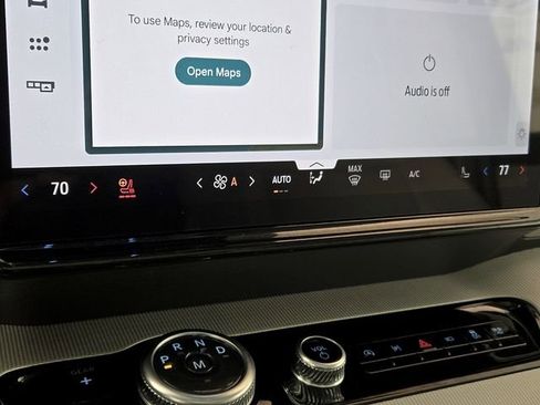 Certified 2025 Ford Expedition Active image 17