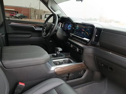 Used 2023 Chevrolet Silverado 1500 RST w/ All Star Edition Plus image 37