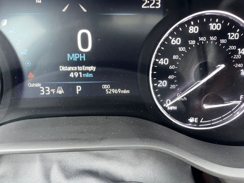 Certified 2024 Toyota Sienna Platinum image 18