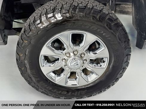 Used 2023 RAM 2500 Limited AWD/4WD image 32