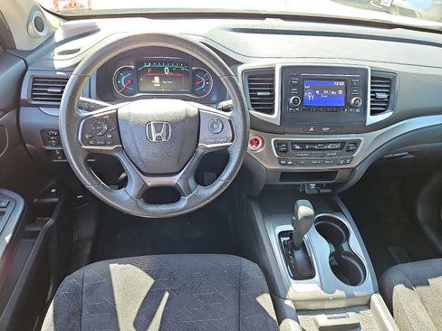 Used 2019 Honda Pilot LX image 14