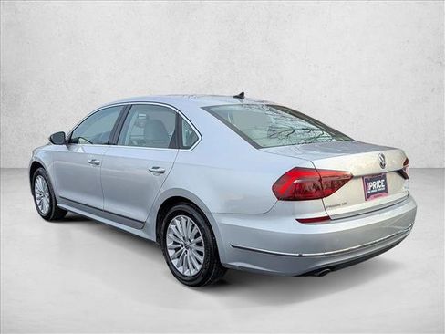 Used 2017 Volkswagen Passat 1.8T SE image 8