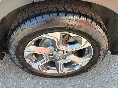 Used 2018 Honda CR-V EX image 9
