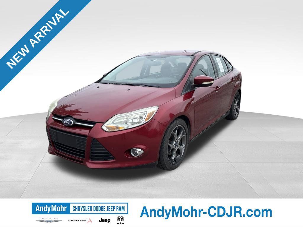 Used 2014 Ford Focus SE w/ Equipment Group 201A FWD image 3