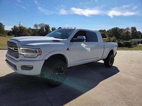 Used 2022 RAM 2500 Laramie image 7