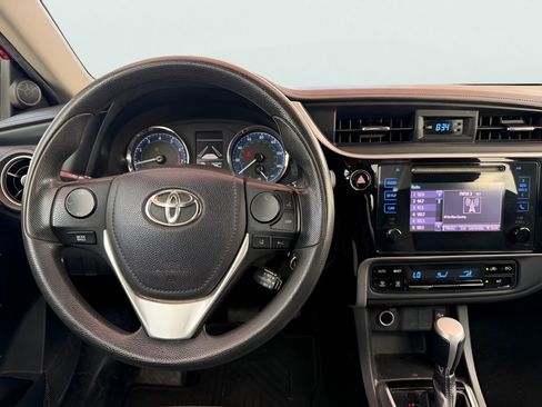 Used 2017 Toyota Corolla LE FWD image 21