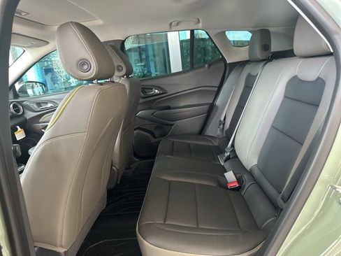 New 2026 Chevrolet Trax ACTIV w/ Sunroof Package image 11