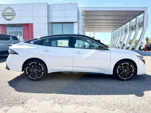 New 2026 Nissan Sentra SR w/ SR Premium Package image 8