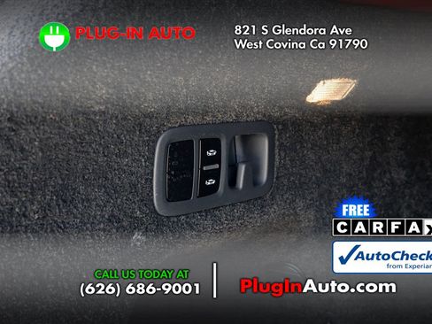 Used 2018 Bentley Bentayga Mulliner AWD/4WD image 15