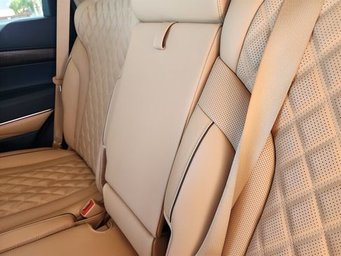 Used 2024 Genesis GV80 3.5T w/ Prestige Package image 92