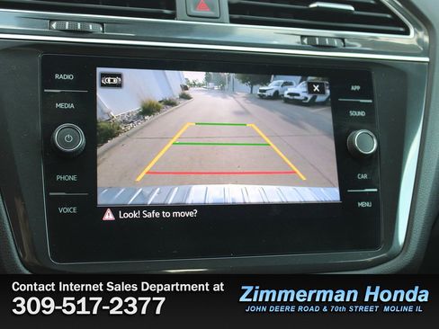 Used 2022 Volkswagen Tiguan SE image 23