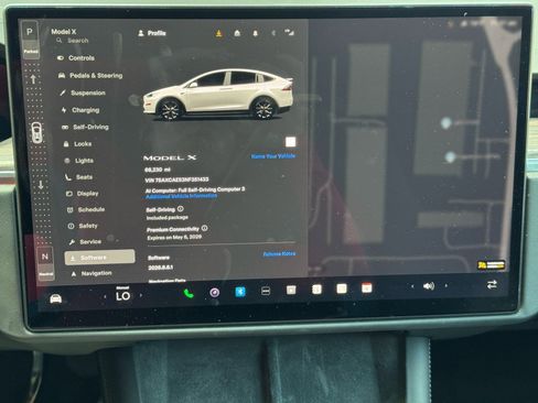 Used 2022 Tesla Model X AWD/4WD image 30
