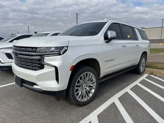 Used 2023 Chevrolet Suburban Premier w/ Premium Package 2 AWD/4WD video 1