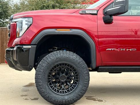 Used 2024 GMC Sierra 2500 AT4X image 5