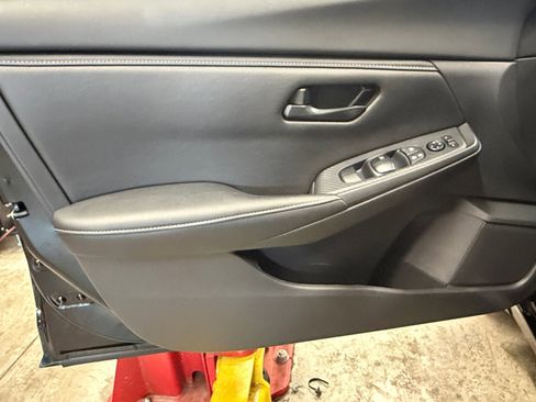 Used 2025 Nissan Sentra S FWD image 25