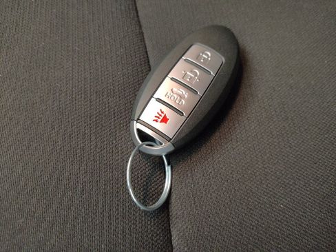 Used 2024 Nissan Sentra S FWD image 32