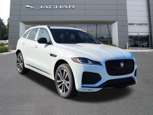New 2026 Jaguar F-PACE R-Dynamic S image 2