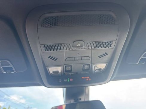 Used 2021 Cadillac XT5 Sportv w/ LPO, Floor Liner Package AWD/4WD image 14