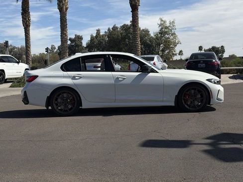 Used 2025 BMW M340i w/ Premium Package image 5