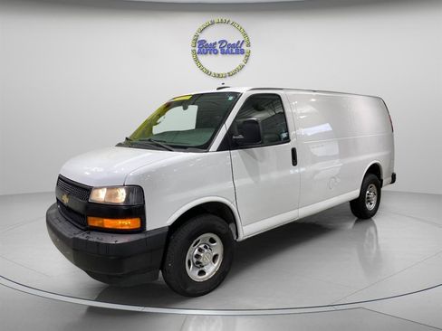 Used 2021 Chevrolet Express 2500 w/ Driver Convenience Package RWD image 1