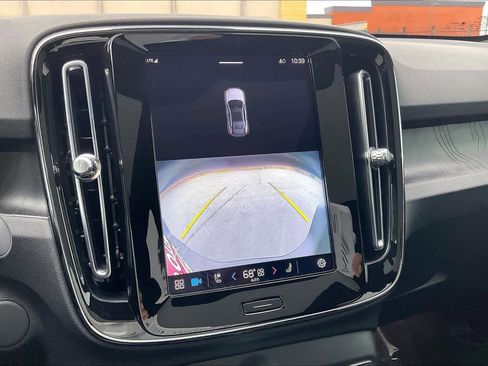 Used 2023 Volvo C40 P8 Recharge Ultimate image 24