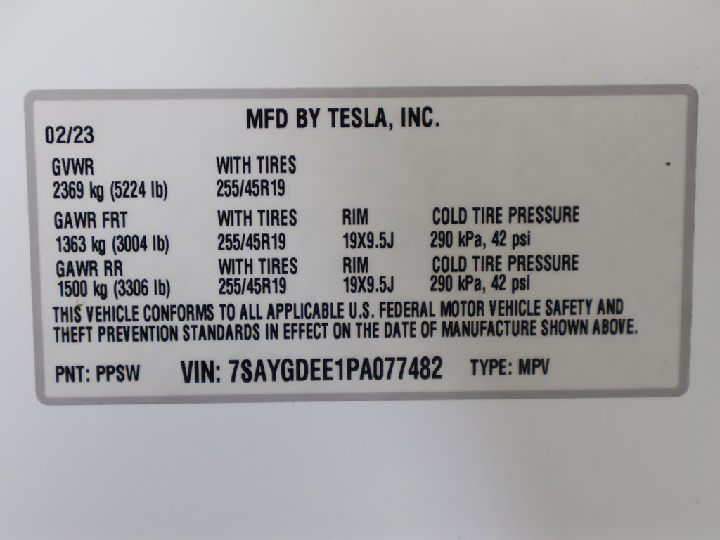 Used 2023 Tesla Model Y Long Range AWD/4WD image 52